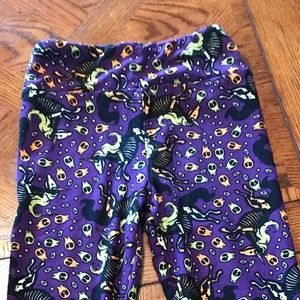 Lularoe tween Halloween leggings NWOT